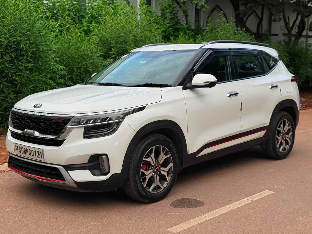 KIA SELTOS GT LINE DCT - Image 6